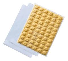 PARAFINADO RAVIOLERO. 26 X 19 CM. PRECIO POR KILO.